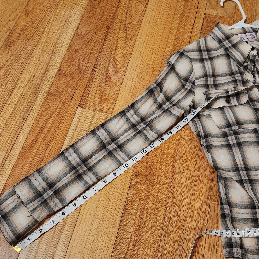 Great Ruffle Trim Shirt - Picture 4 of 11